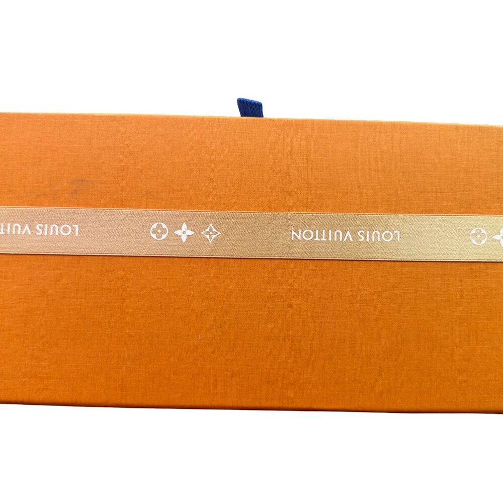 Louis Vuitton Clémence Wallet M60742 (Fuchsia Interior) in 👌 Pristine Condition - Picture 11 of 16